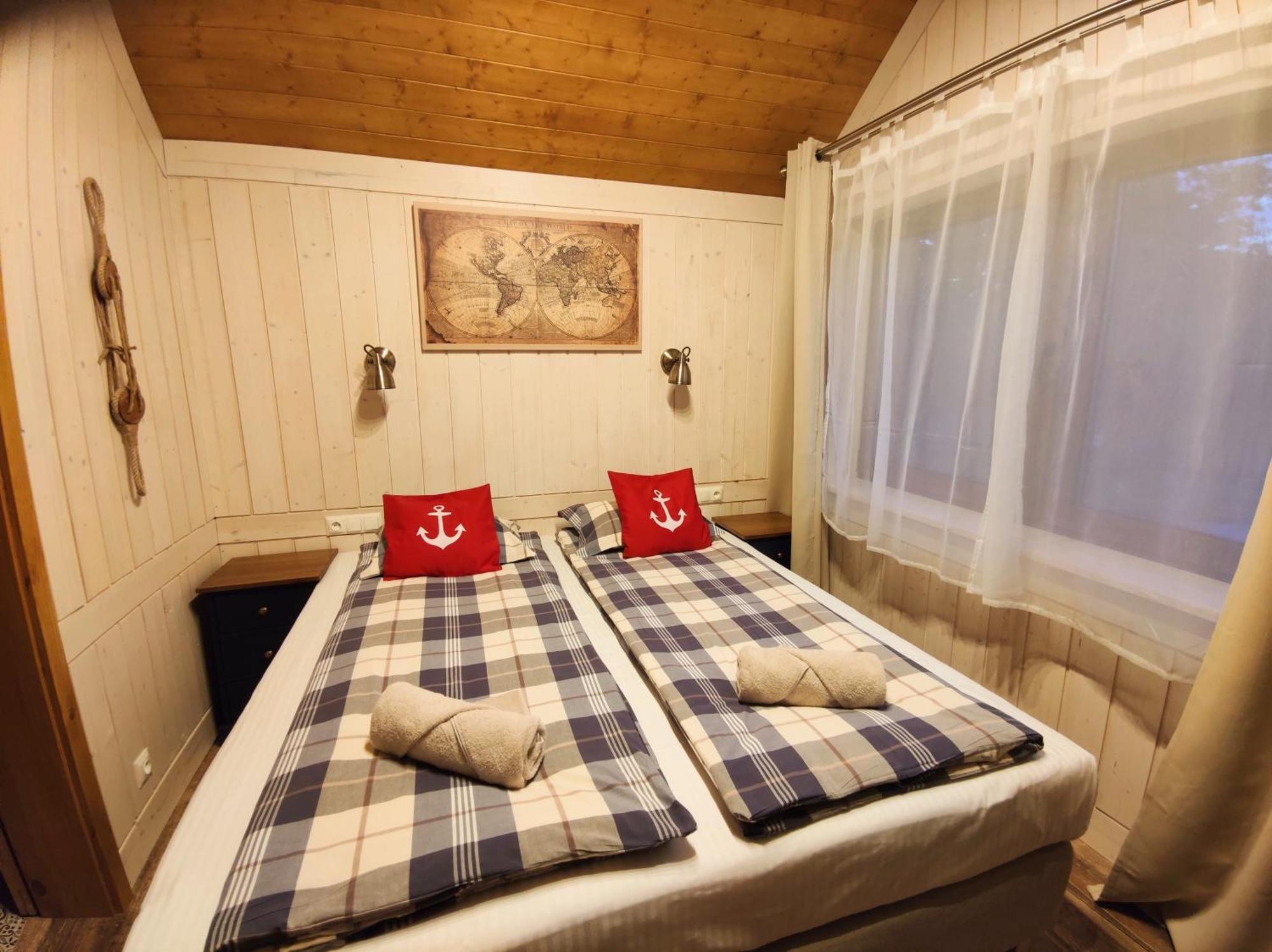 Bed and breakfast Ostoja Dwa Jeziora 4*